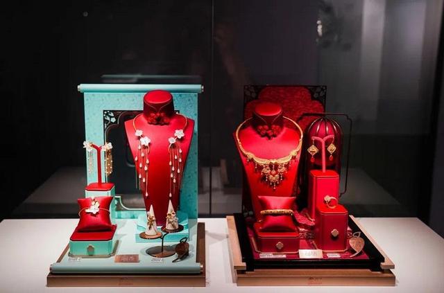 海派雅韵珠宝配饰艺术展亮相豫园华宝楼