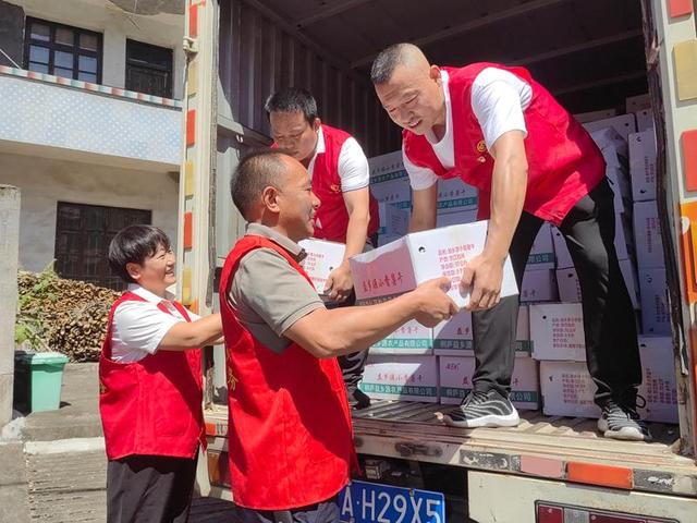 杭州桐庐:党员干部齐上阵 小番薯撑起山村“共富梦”