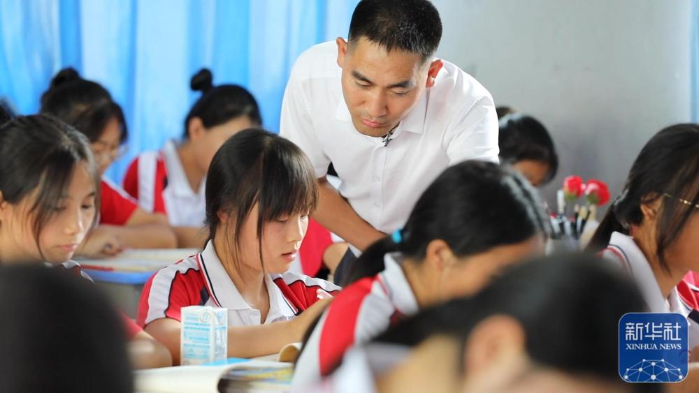 刘秀祥：激发山乡学子的奋斗动力