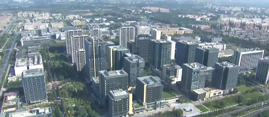 我国人口规模持续扩大 就业形势保持稳定