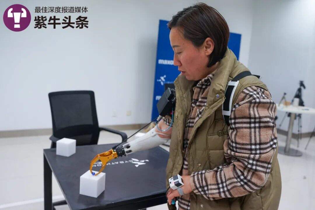 博士后男孩研发机械手 助苏州大姐徐敏“奥运夺冠”