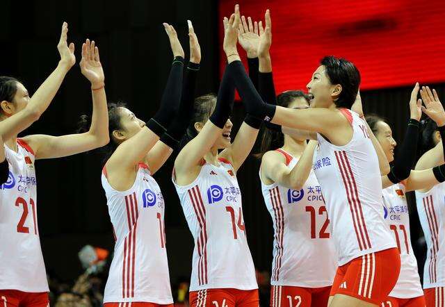 中日女排今晚争冠，中国女排队员：我们会全力以赴去拼每一个球