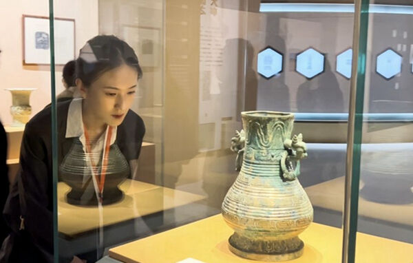 “95后”考古博士：用镜头探寻博物馆里的奇妙中国