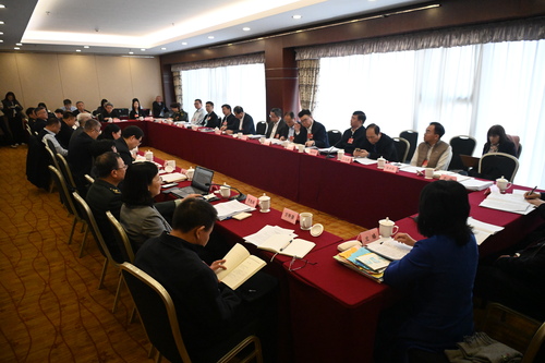 向着春天再出发 ——习近平总书记与教育界委员的两次面对面·我在现场
