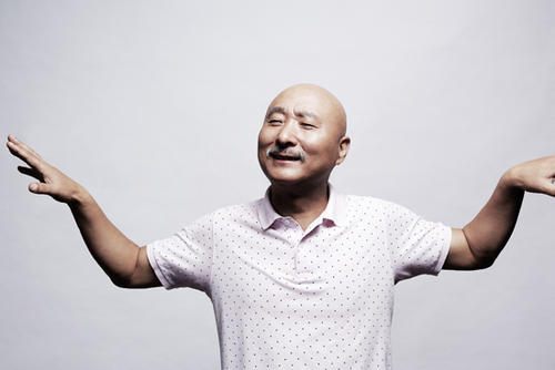22年后重返央视,陈佩斯还能逗笑这届年轻人么