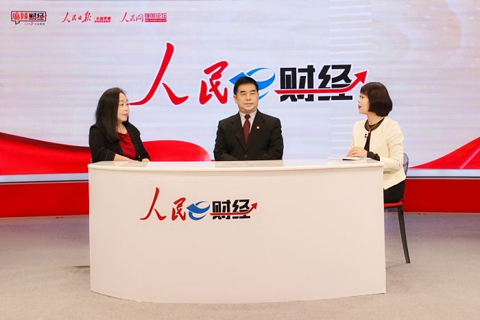 焦瑾璞