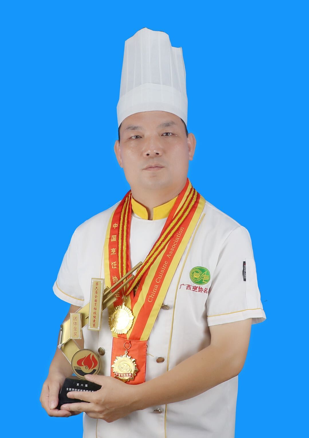 4-2009251501500-L.jpg